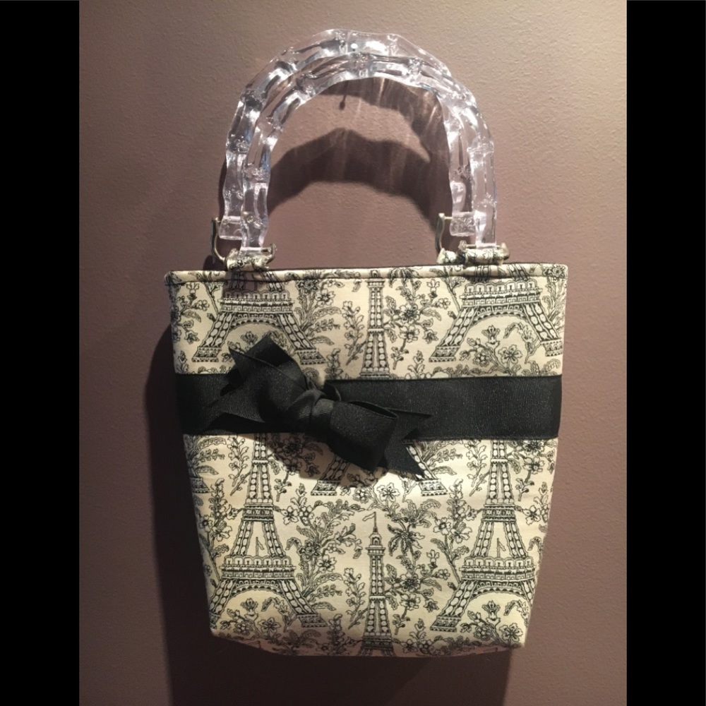 Fabric Parisian design handbag.